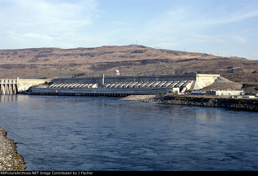 Chief Joseph Dam