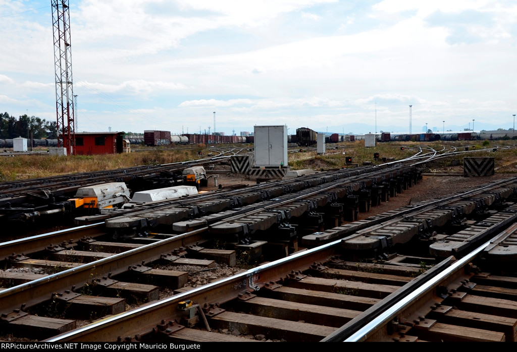 Ferrovalle classification yard secondary retarders 