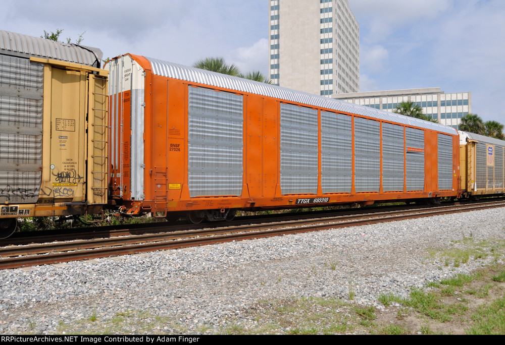 TTGX 693310 BNSF Autorack