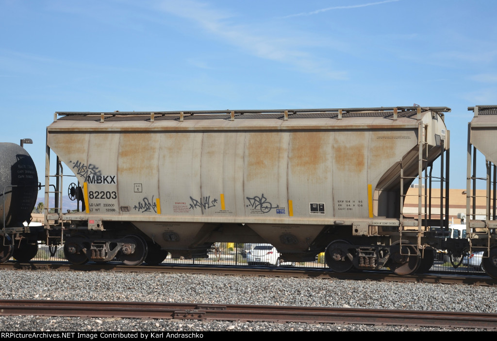 MBKX 82203
