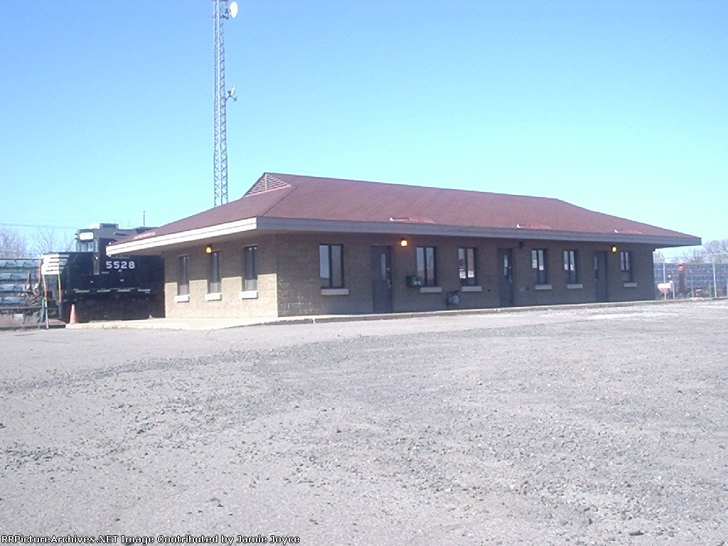 Olivers Freight Office