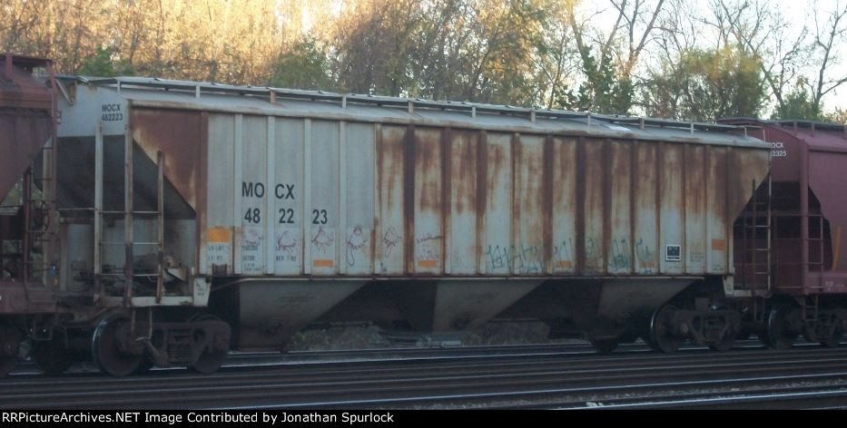 MOCX 482223, angled view