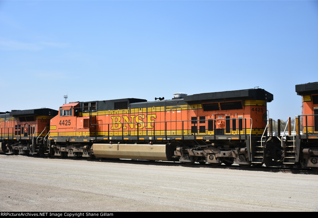 BNSF 4425 Roster.