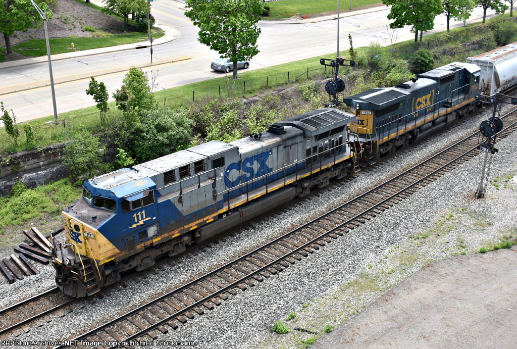 CSX 111 was short on time, so it came through the single track while the west bounds waited.