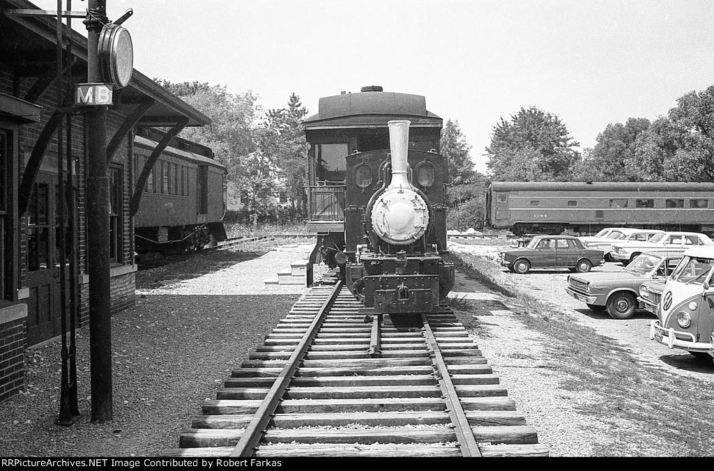 Equipment display outside ROA 