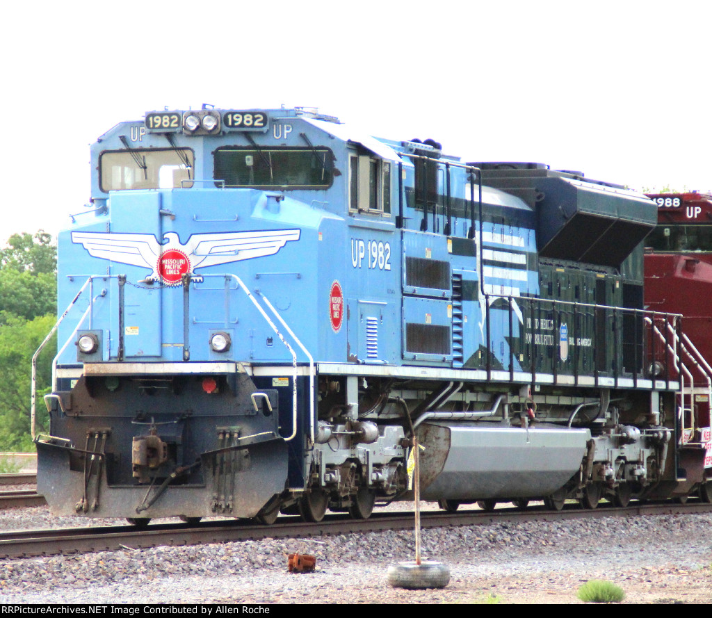 UP 1982