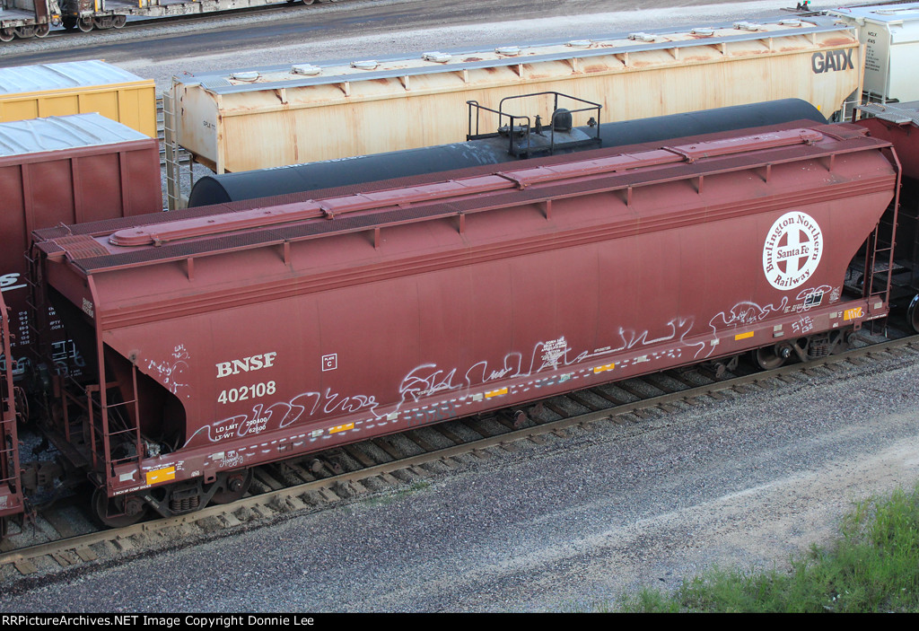 BNSF 402108