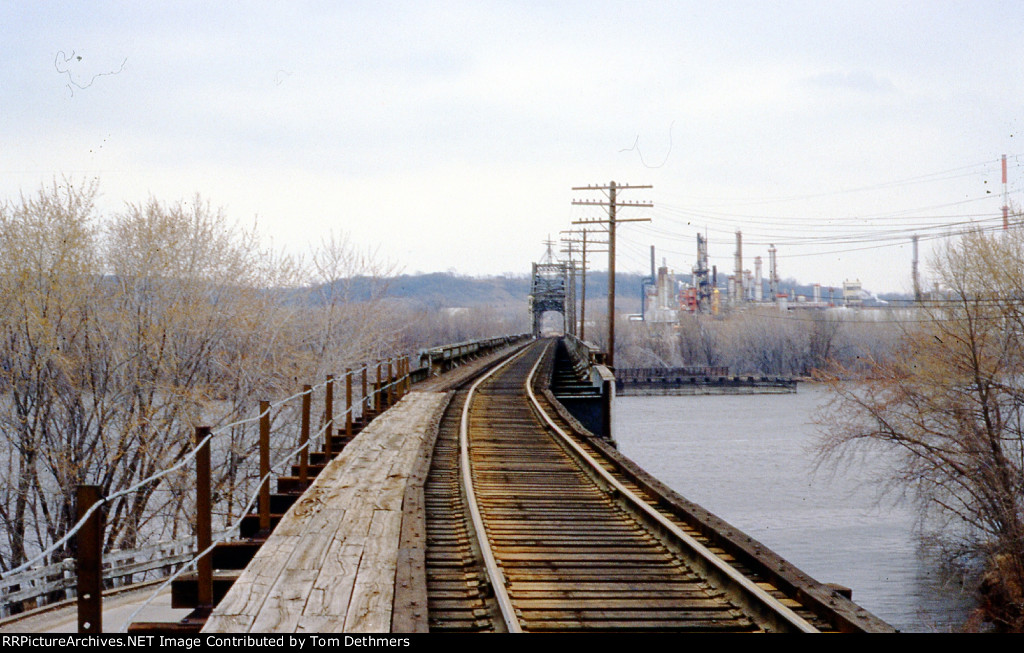 Rock Island swing bridge