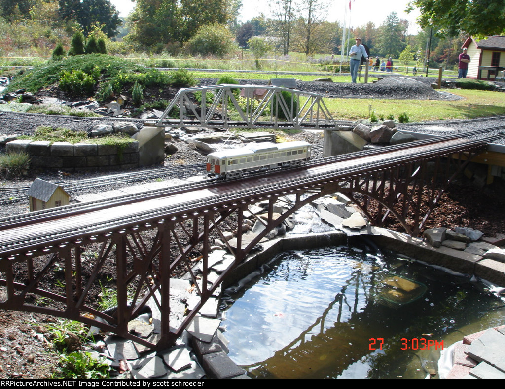 Beautiful Scale Model Bridges & Landscape w/RDC 