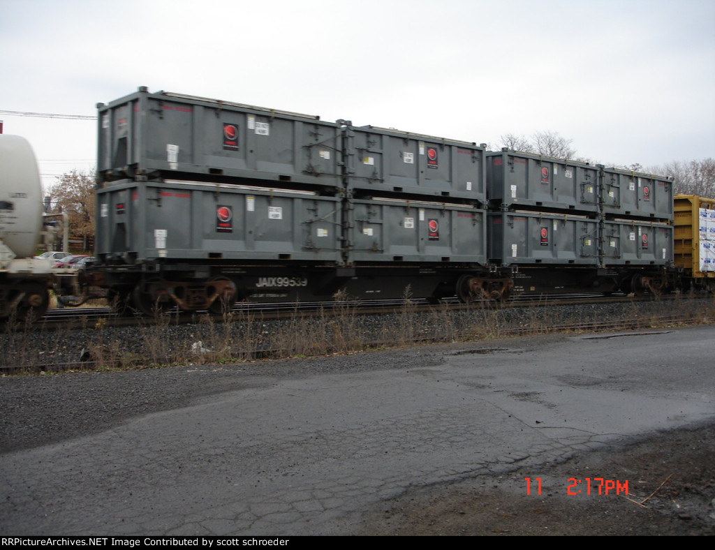 JAIX Spine Car 99539 w/Garbage Containers
