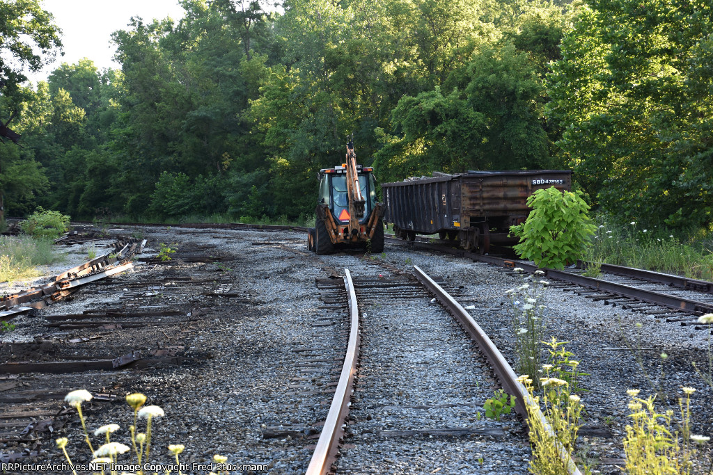 This track was the west leg of the wye. The gon is on the east leg.
