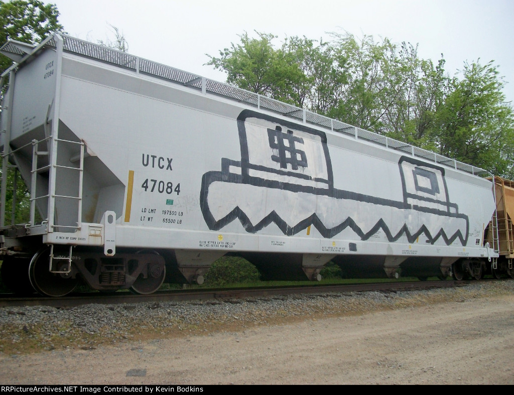 C214 UTCX 47084