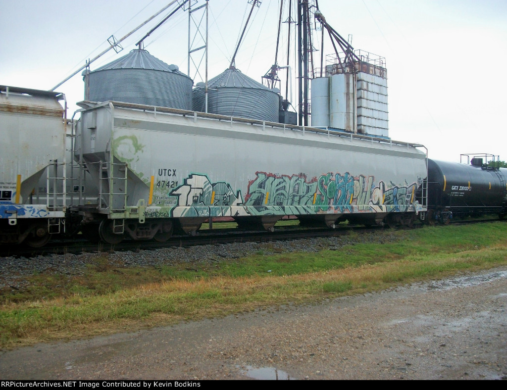 C214 UTCX 47421