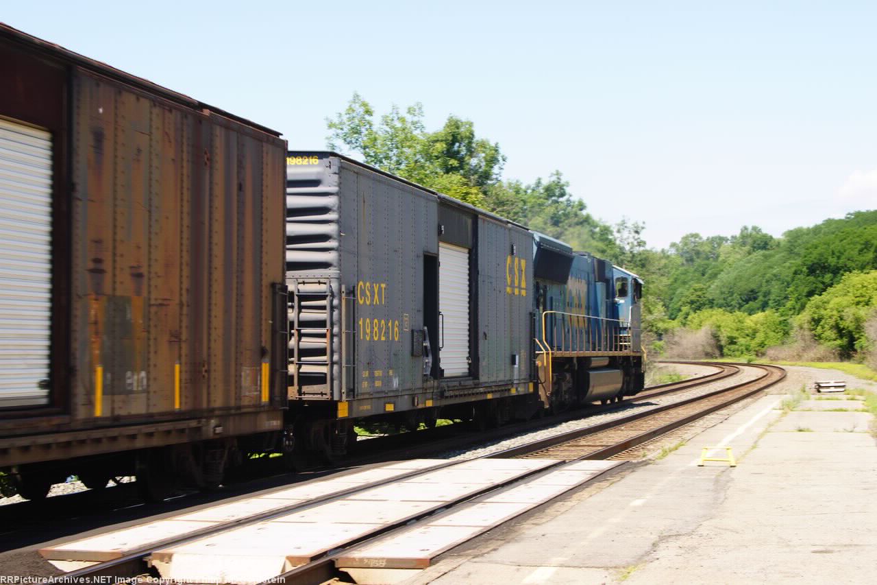 CSX 198216 MOW box with roll up doors