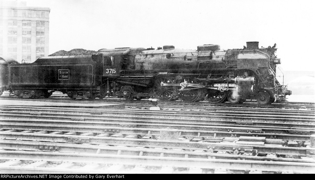 BM%204_6_2%203715%20frbw.jpg