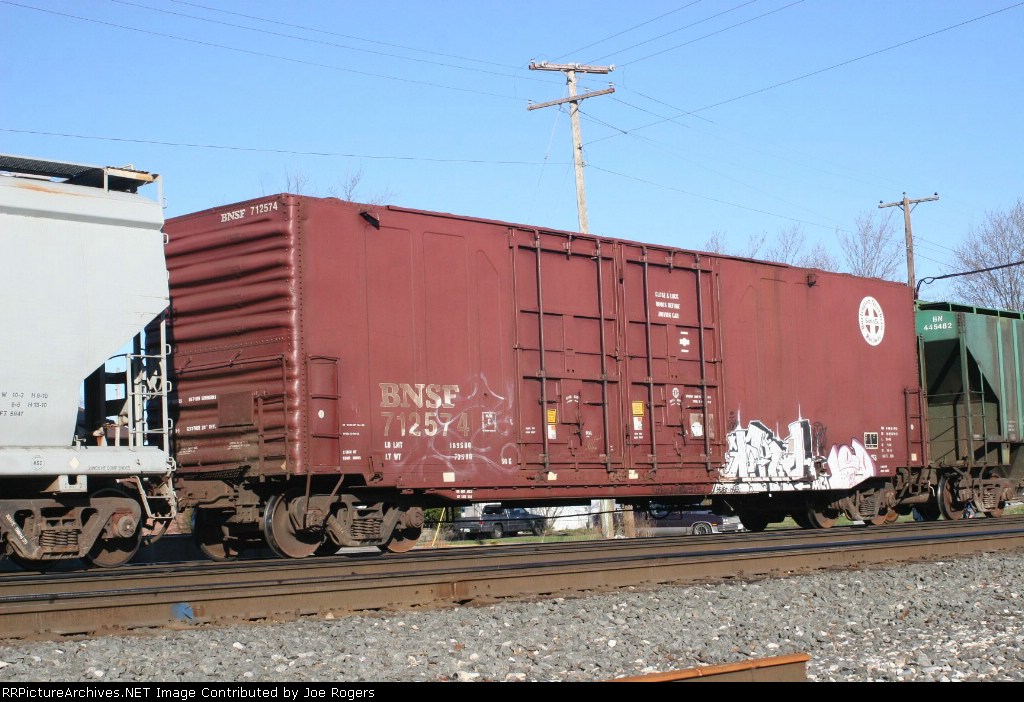 BNSF 712574