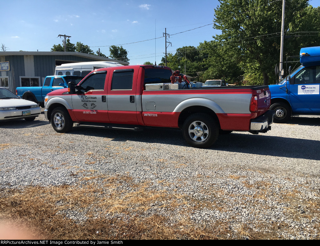 RJ Corman pickup 373316