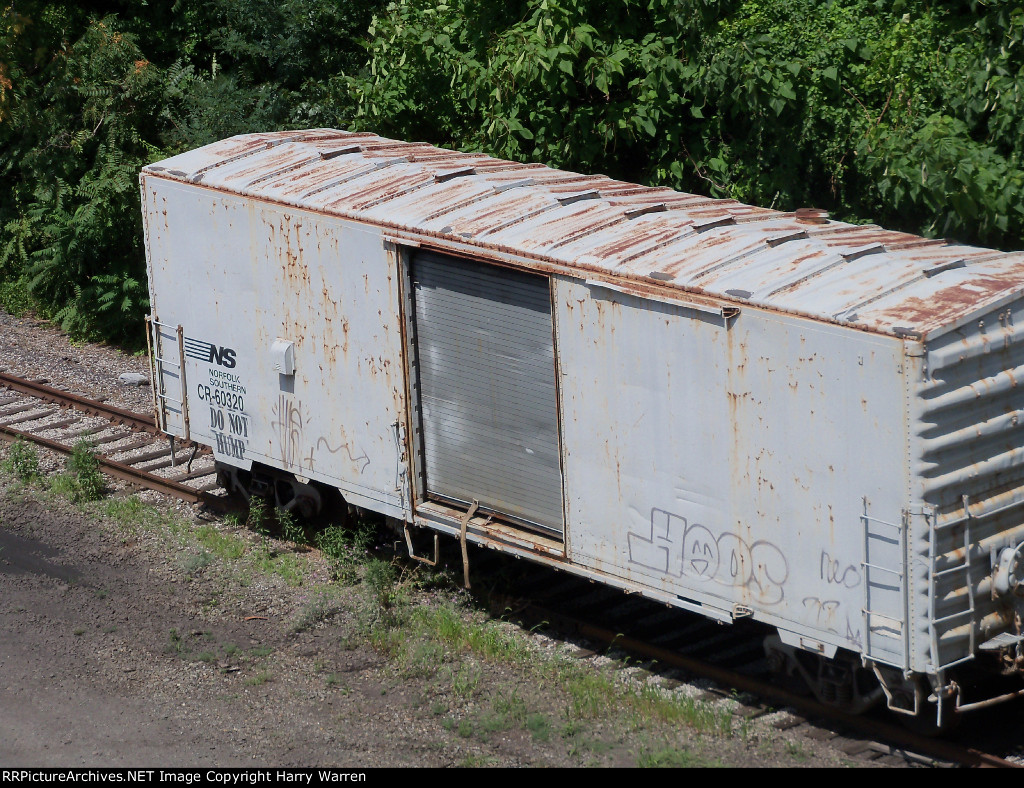 NS MoW Box Car