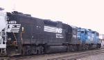 NS 5169 & 5292 are working Glenwood Yard