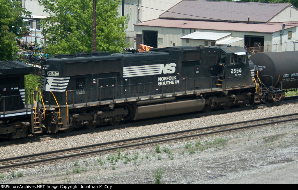 NS 2590