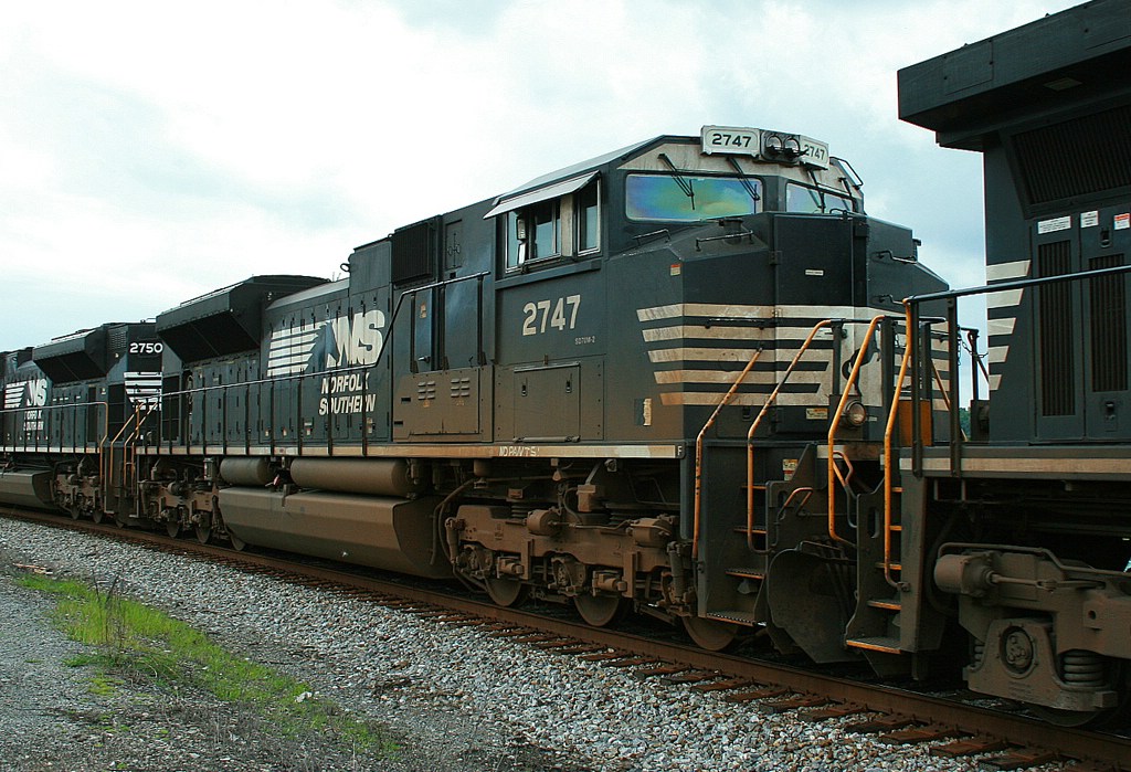 NS 2747