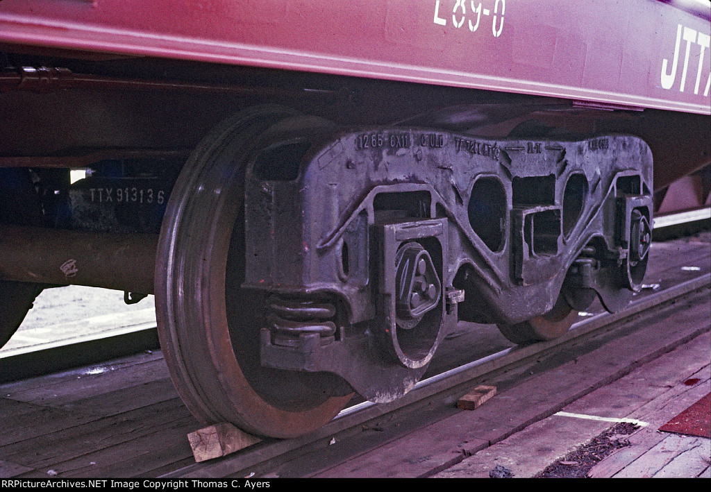 JTTX 913136, F-89FX, 1966