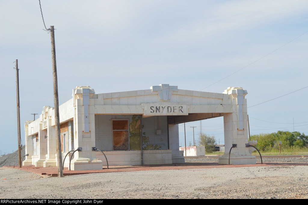 Snyder ATSF Depot
