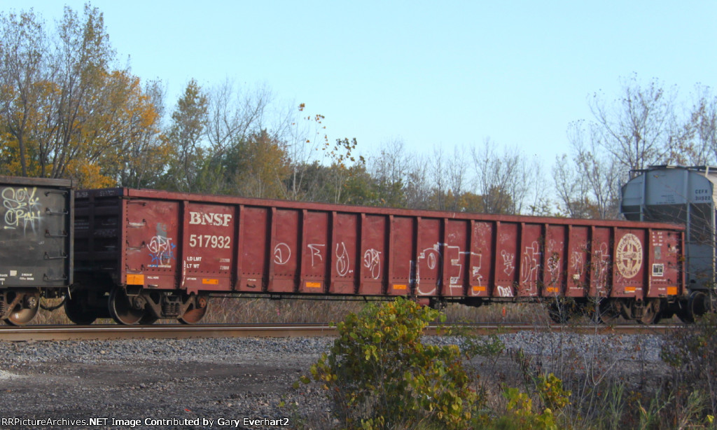 BNSF 517932 - Burlington Northern Santa Fe