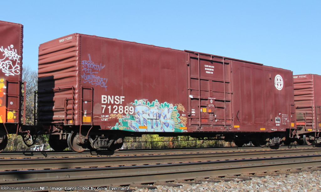 BNSF 712889