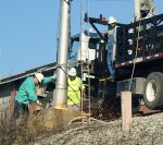 With the signal heads on the ground (in the truck) attention is turned to mast removal.