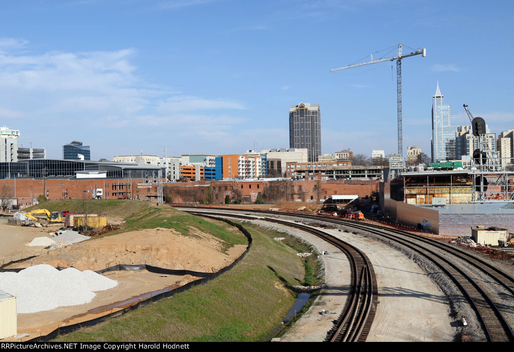 The view of the existing and new track adjacent to the new station