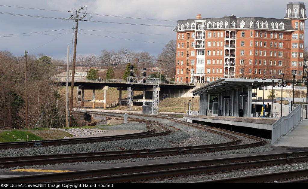 The signals guarding all westbound movements across Boylan Junction
