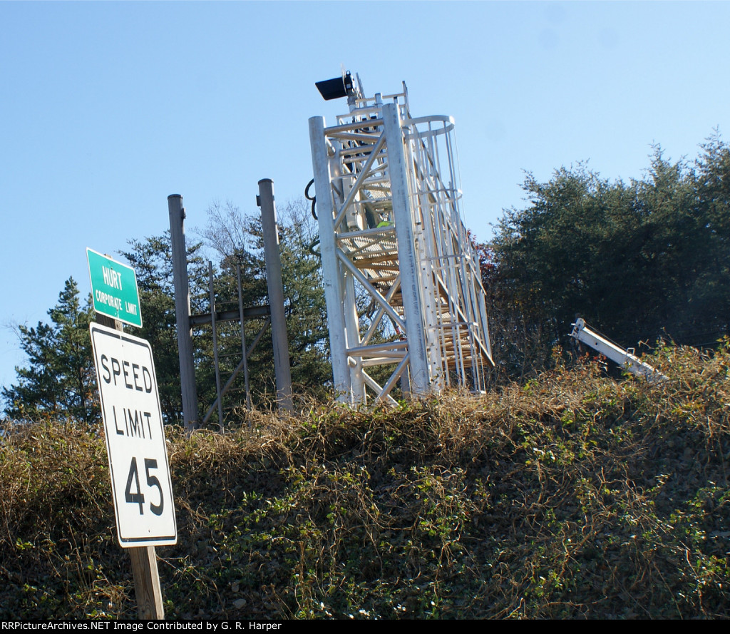 Grab shot old support and new installation from Bus. 29