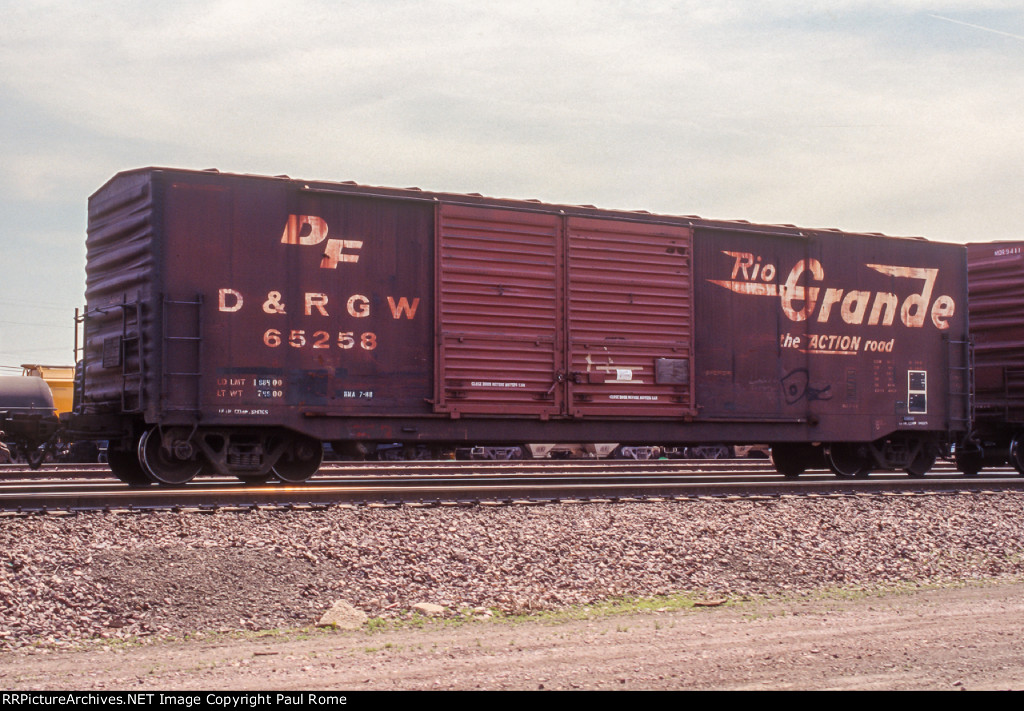 DRGW 65258, 50-foot double-door box car at Proviso Yard