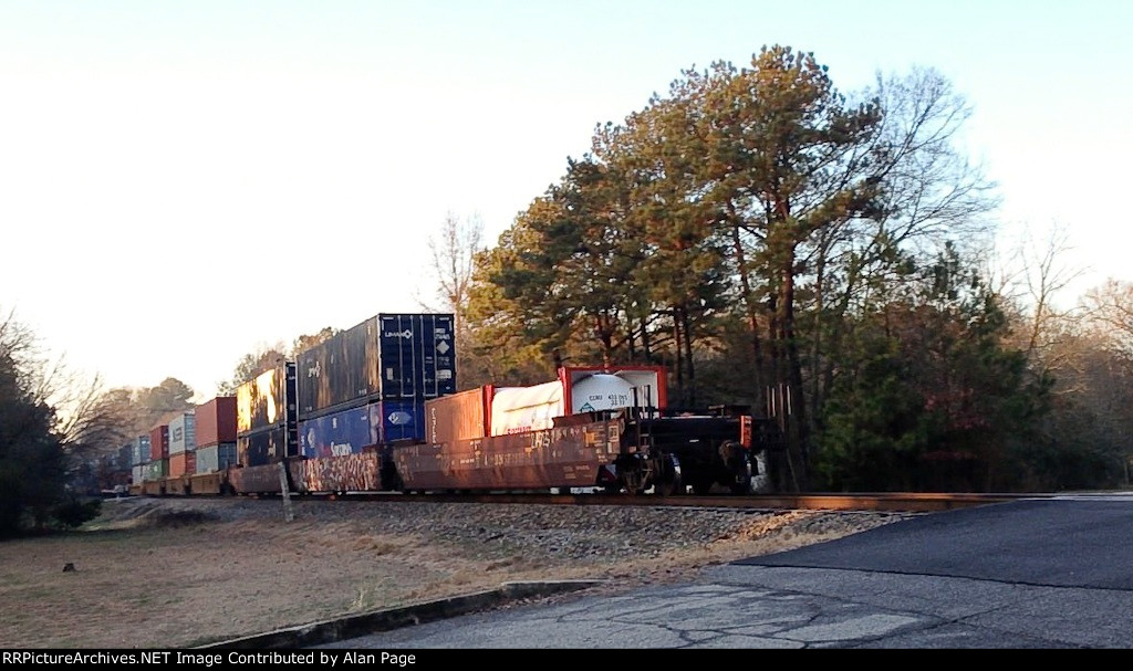 SB double stack containers pass Elgin Rd