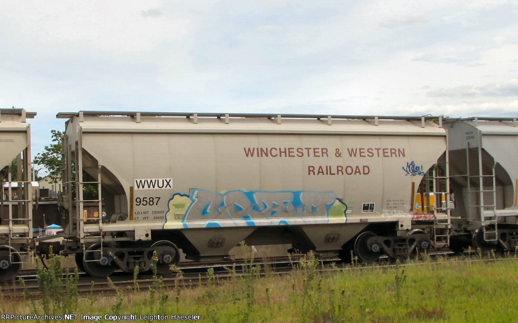 WWUX 9587 (ex-WW 9587)