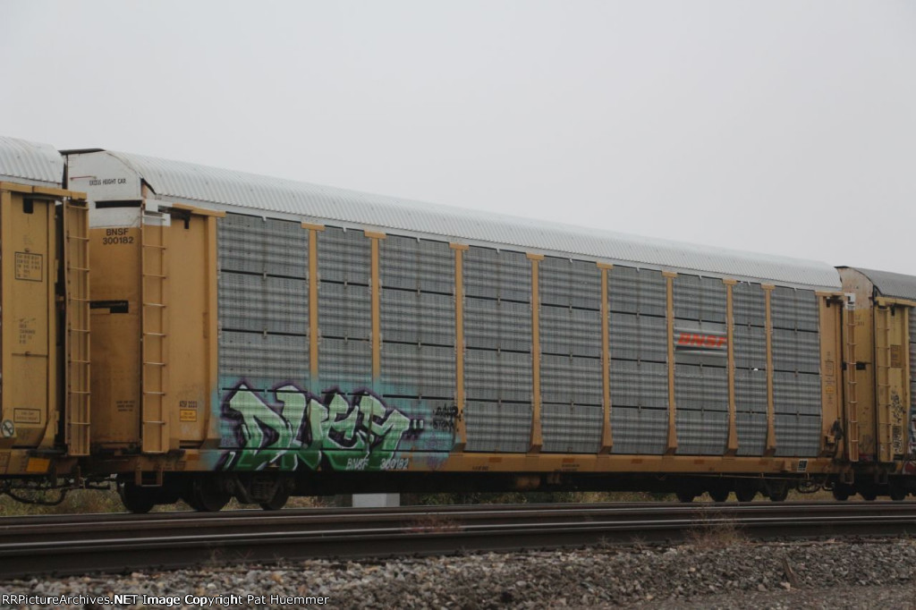 BNSF 300182