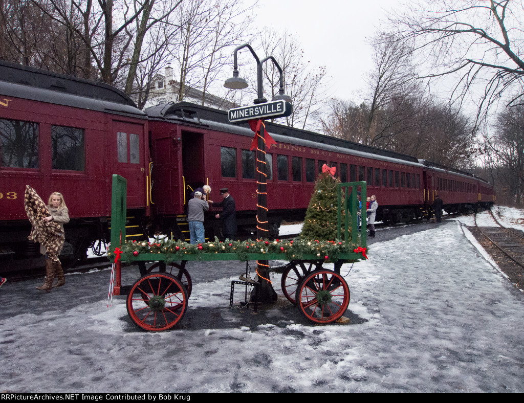 Baggage cart decorated for Christmas