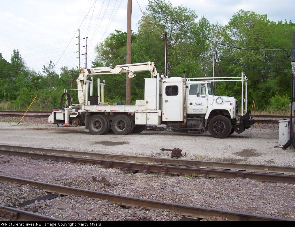 IC&E MOW truck