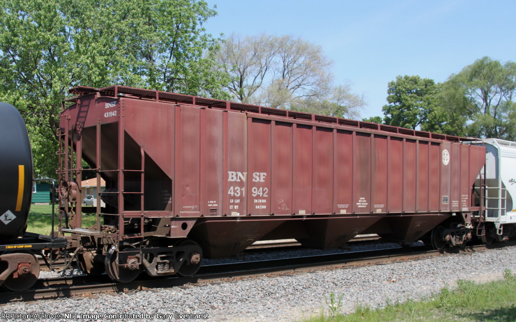 BNSF 431942 - Burlington Northern Santa Fe