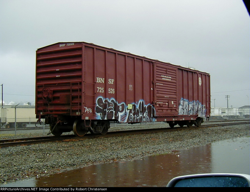 BNSF 725526