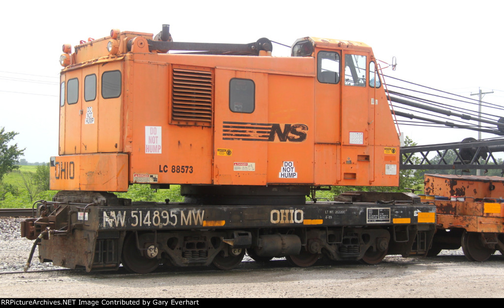 NS 514895 - Crane closeup