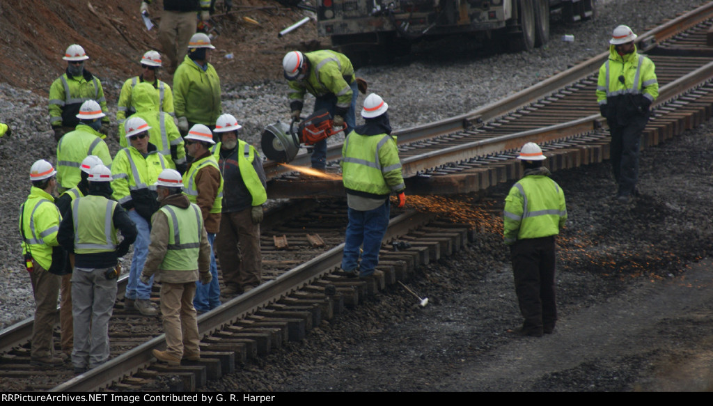 Rail saw in action to make the pieces fit