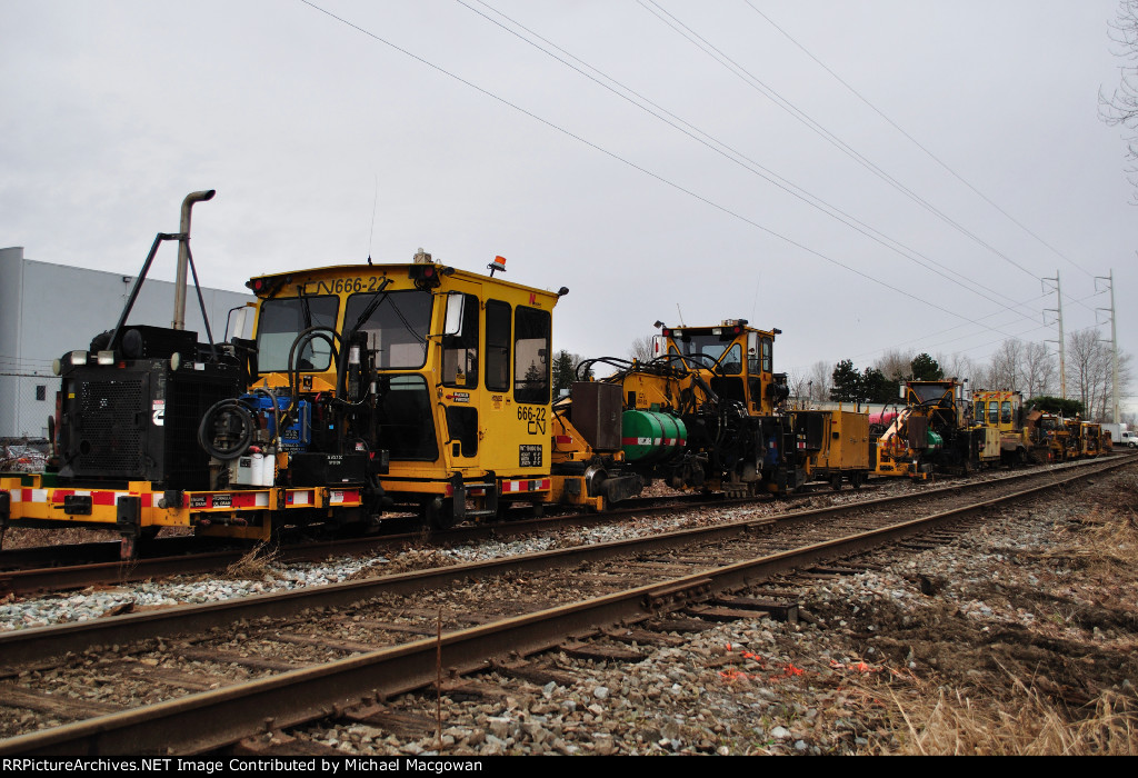 MOW tie replacement line up