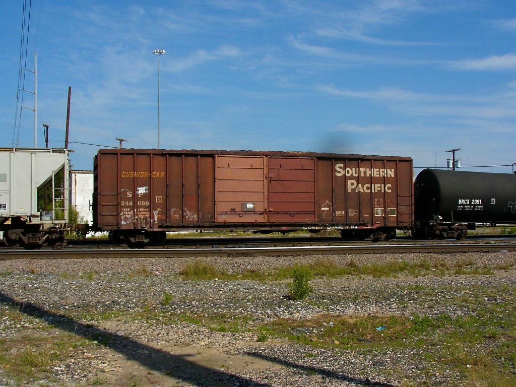 SP 246699 "CUSHION-CAR"