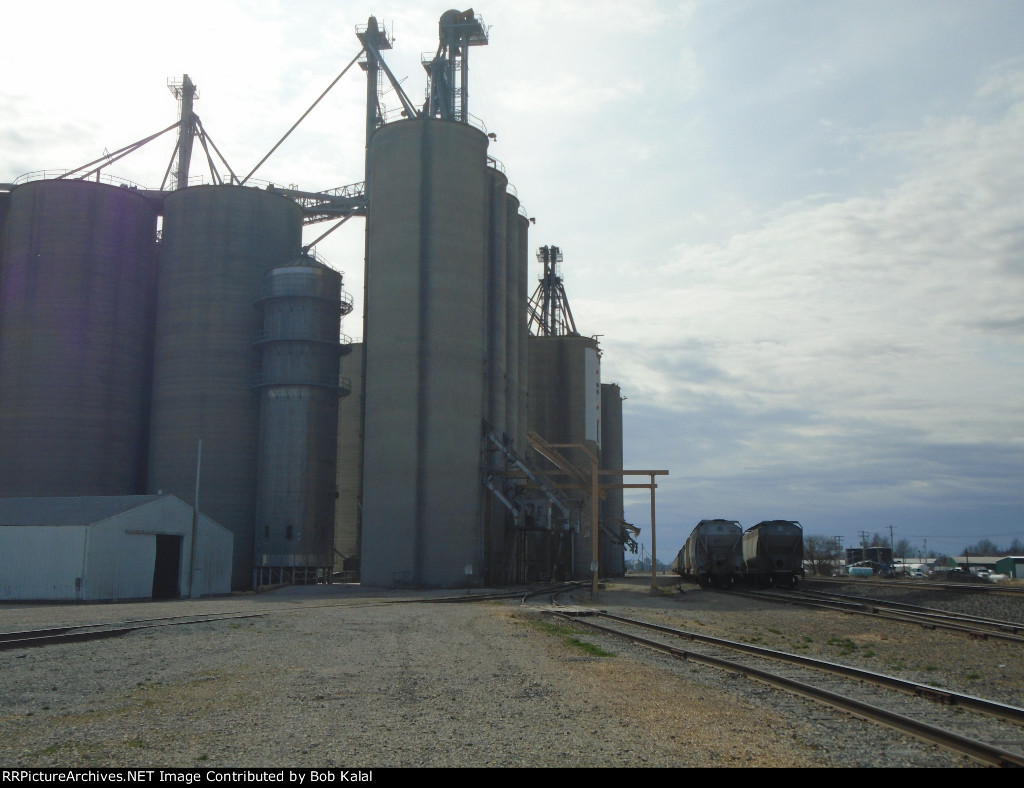TGM Elevator  Looking West