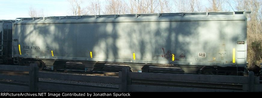 PLCX 47525, straight-on view