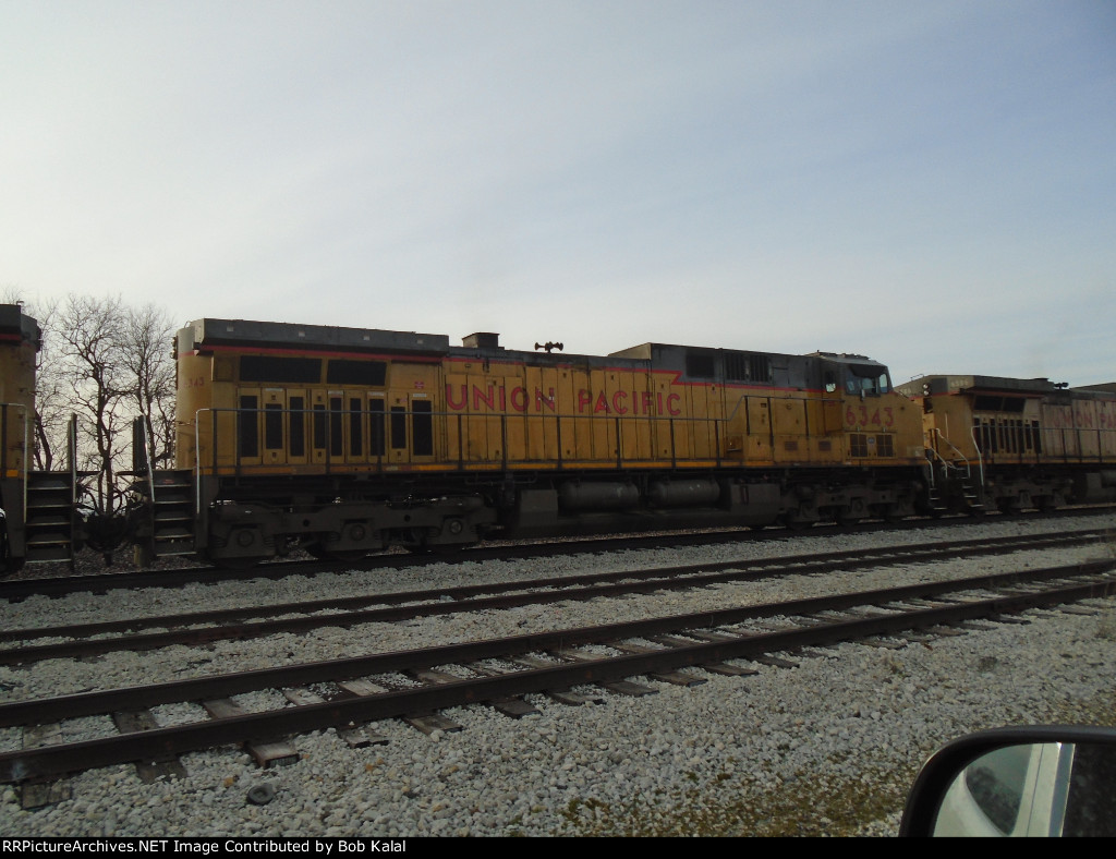 UP 6343 idling at Royal
