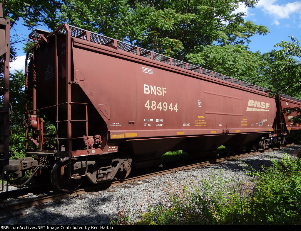 BNSF 484944
