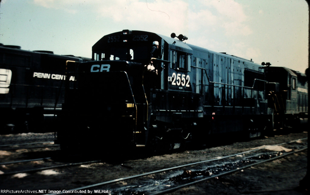 Conrail U25B 2552